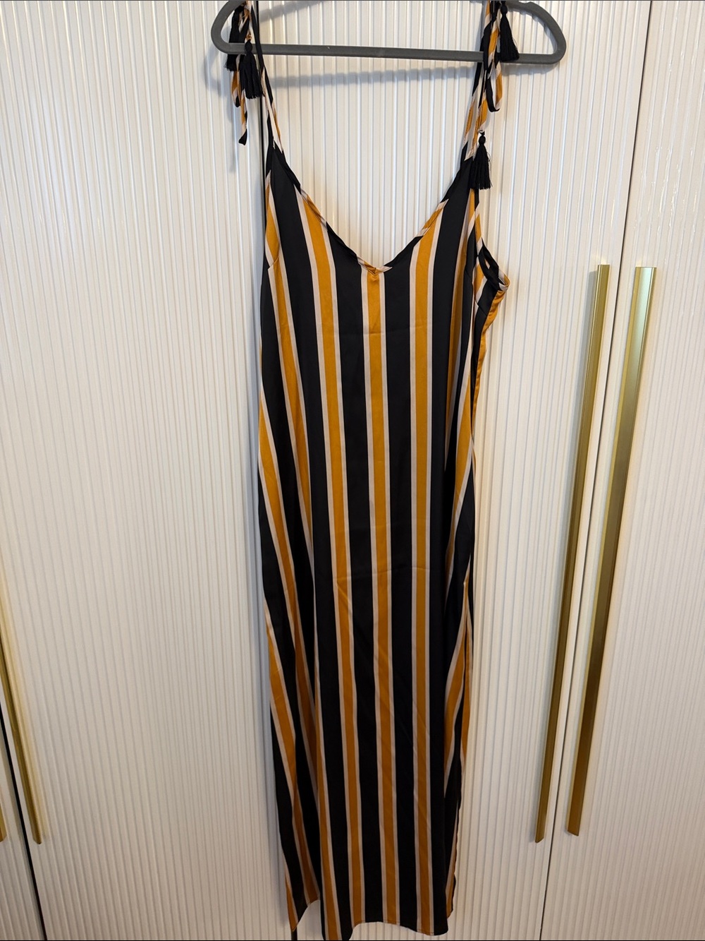 Forever 21 Black and Mustard Striped Tie-Shoulder Maxi Dress
